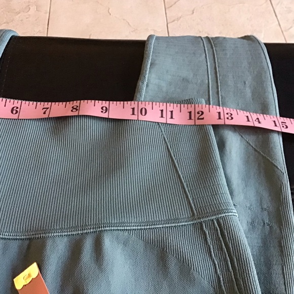 GYMSHARK Fauna Teal Energy Seamless Leggings - Picture 10 of 13